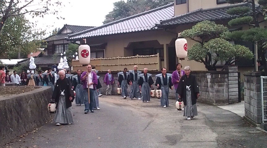 山野の楽（山野ん楽）の当日　嘉麻市山野周辺にて道行