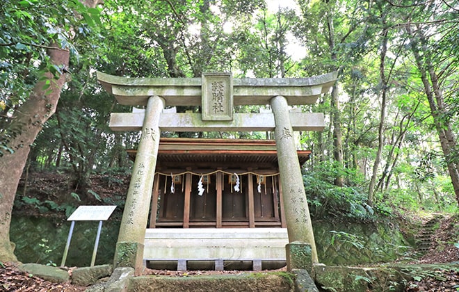 経晴社